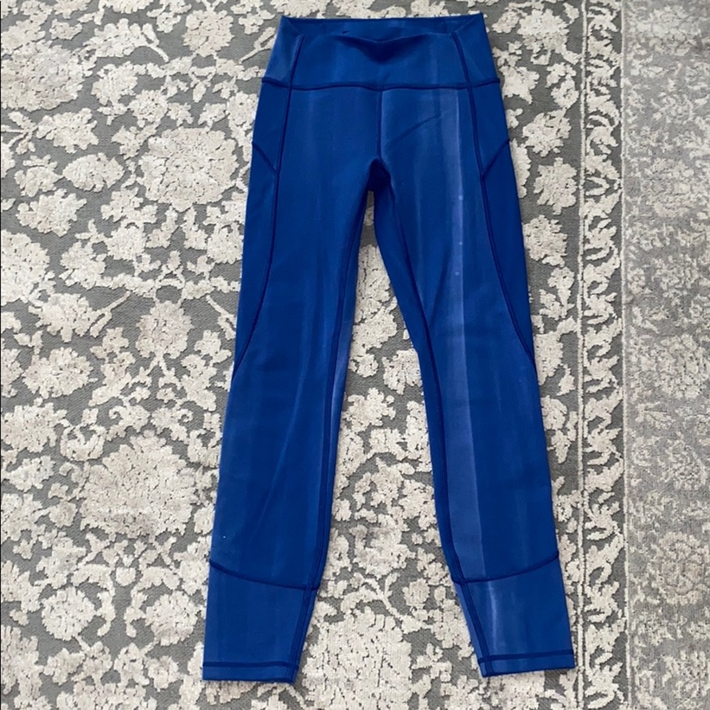 Lululemon leggings size 4